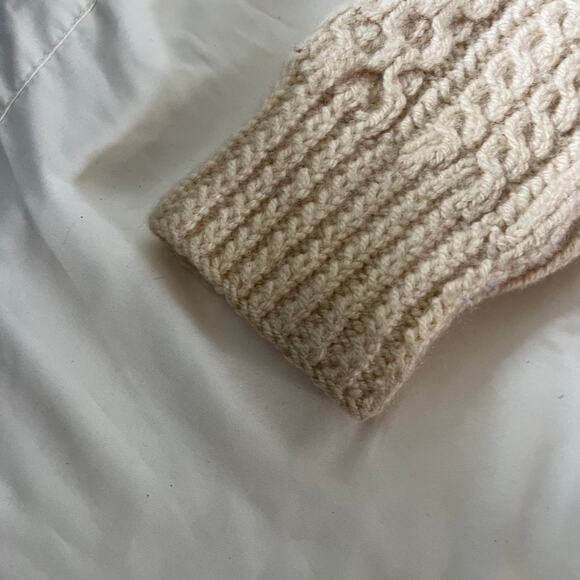 Cream 100% Wool Handknit Irish Fisherman Cardigan Sweater Wmns OS - Picture 3 of 10